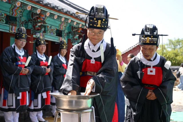 관련사진(2026년 추기 석전대제 개최1).jpg